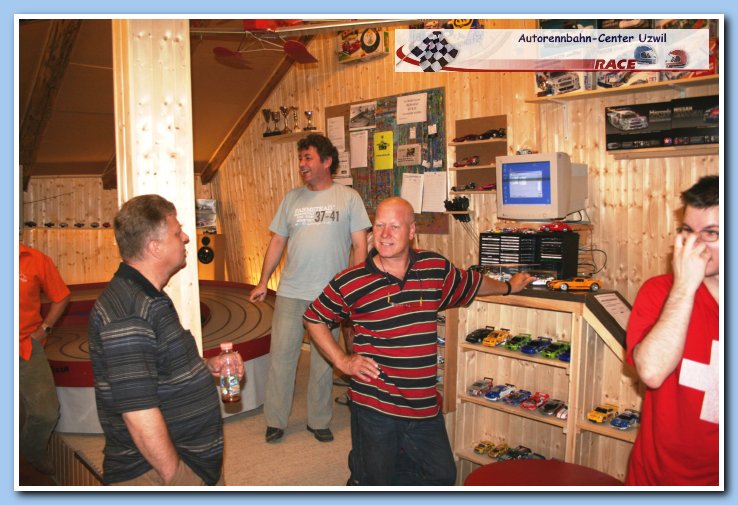 NASCAR_Juni (00)